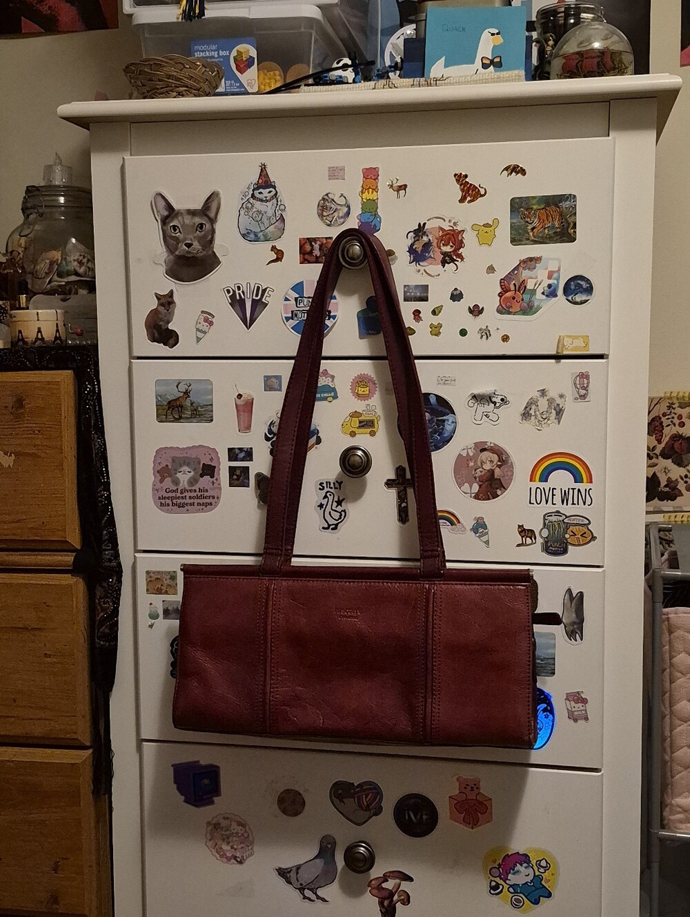 Vintage Tuscan's Collection Genuine Leather Burgundy Shoulder Bag